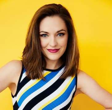 laura osnes abs|Laura Osnes Age, Bio, Husband, Baby, Family, Parents, & Net Worth.